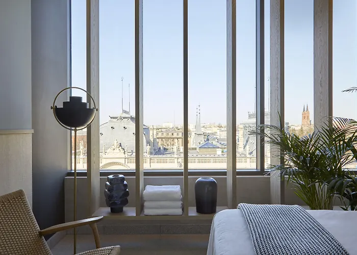 Puro Centrum Отель Лодзь